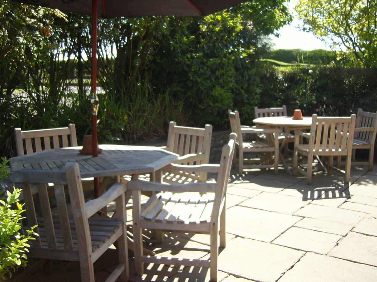 The Carpenters Arms Hotel Pensford Exterior photo